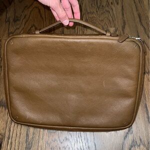 SUITSUPPLY Genuine Leather IPad/Computer Bag